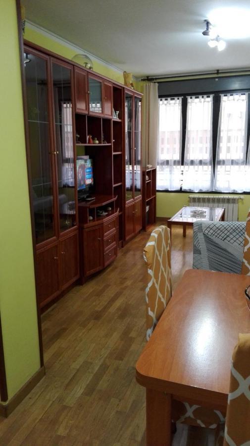 Amplio Loft Con Plaza De Garaje Apartment Cangas de Onis Room photo